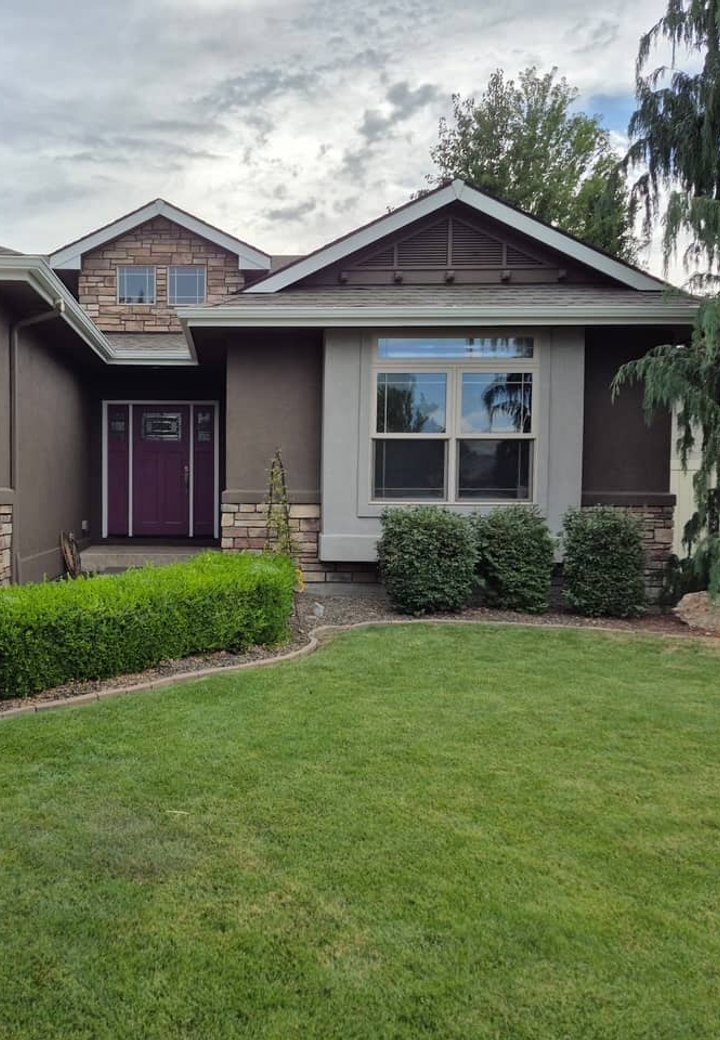 exterior painting on a home in Meridian, Idaho